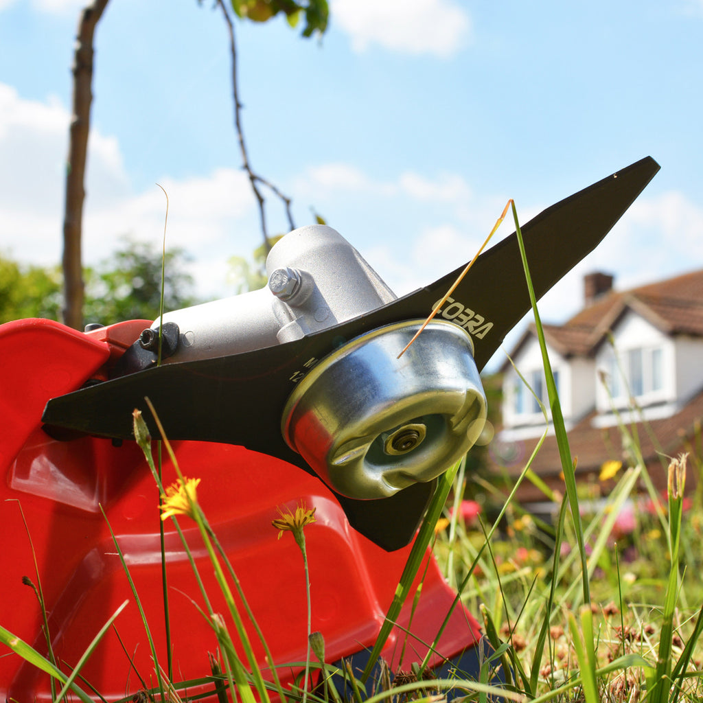 Cobra BC330C Brushcutter