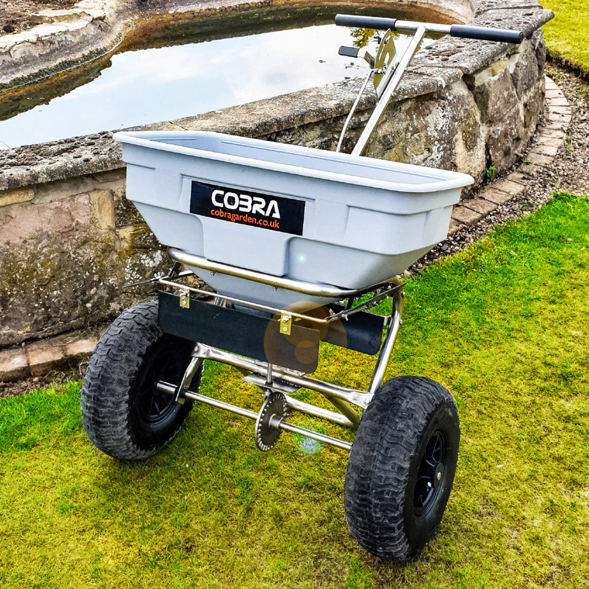 Cobra HS60S Spreader