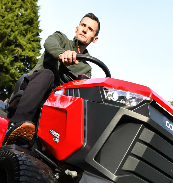 Cobra LTX92HR2L 92cm Ride-On Lawn Tractor