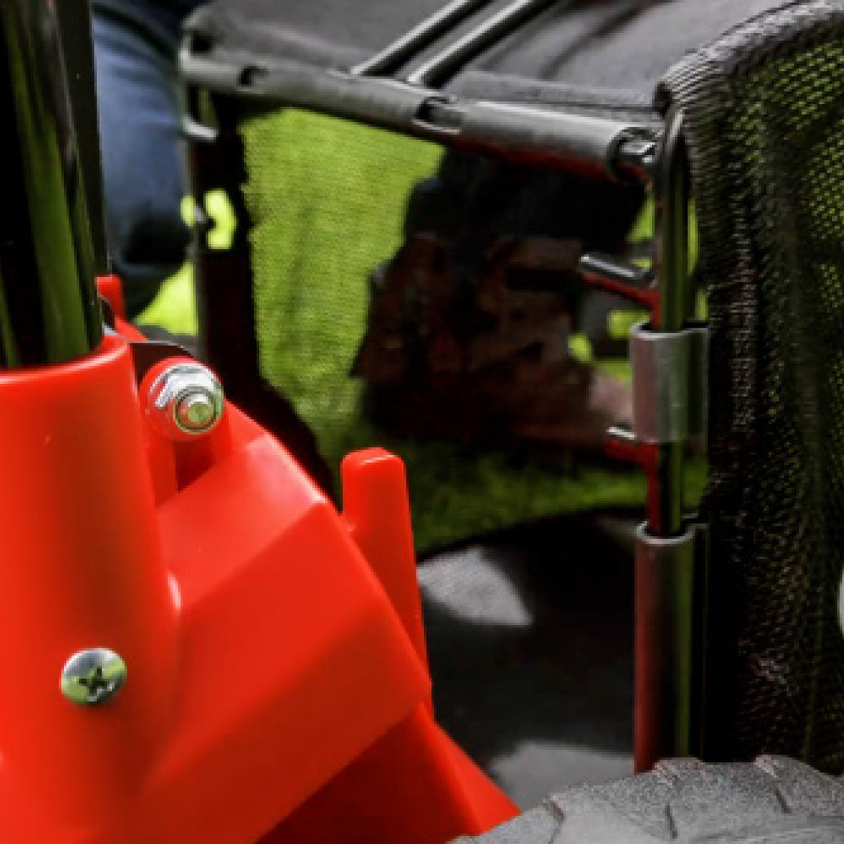 Cobra M41C 41cm Petrol Lawnmower