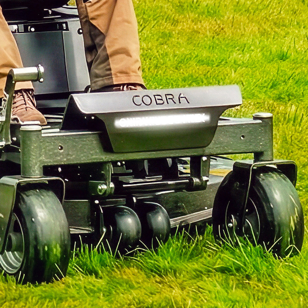 Cobra ZTR42L 106cm Zero-Turn Mower