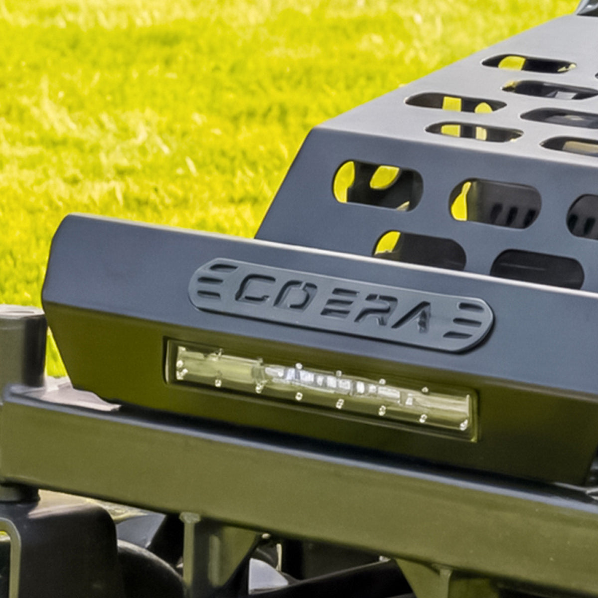 Cobra ZTS32L 81cm Stand-On Mower